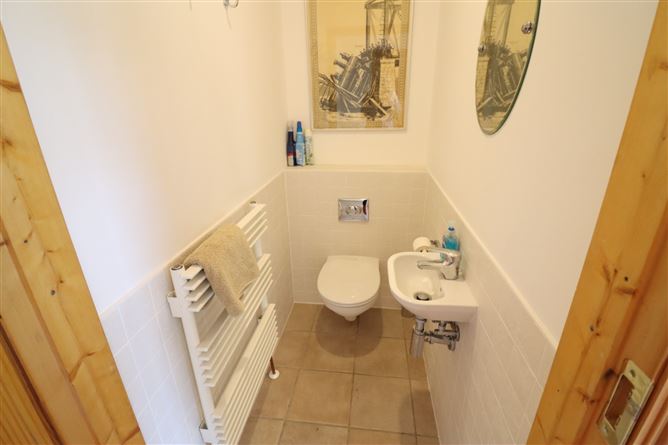 24 The Estuary, Carrigaline, Cork