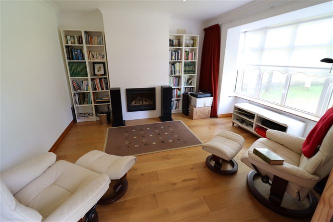 24 The Estuary, Carrigaline, Cork