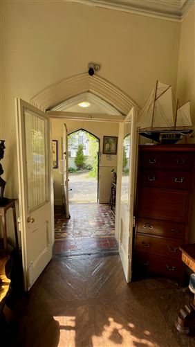 Lynwood, Lower Road, Cobh, Co Cork , Cobh, East Cork