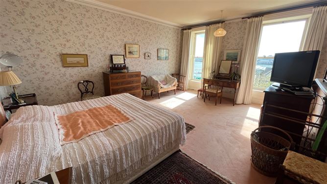 Lynwood, Lower Road, Cobh, Co Cork , Cobh, East Cork