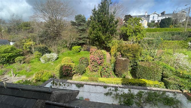 Lynwood, Lower Road, Cobh, Co Cork , Cobh, East Cork