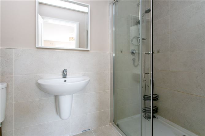 8 Killart, Cabinteely, Dublin 18