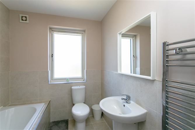 8 Killart, Cabinteely, Dublin 18