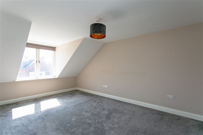 8 Killart, Cabinteely, Dublin 18