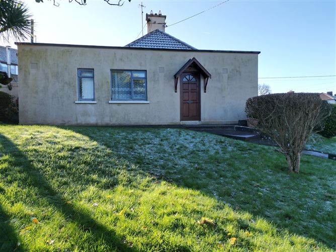 1 Saint Lawrence Terrace, Howth, County Dublin