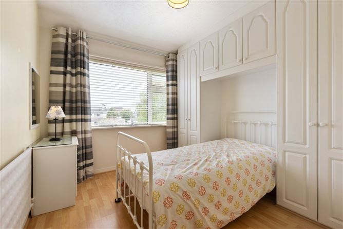 25 Silverwood Road, Rathfarnham, Dublin 14