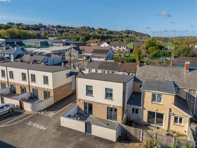 6 St. Anthony's Villas, Douglas West, Douglas, Cork