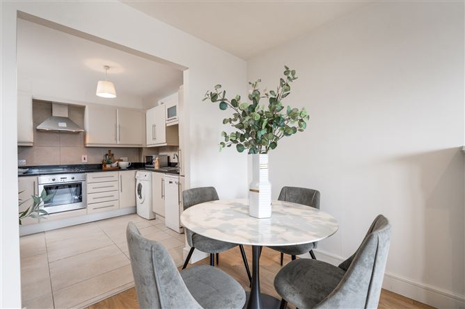 Apartment 25, Carmanhall Court, Burton Hall Road, Sandyford, Dublin 18