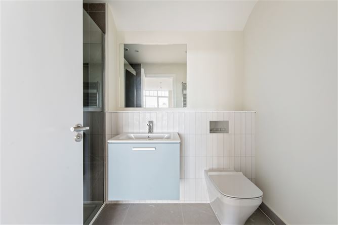 4 Woodward Copse, Glencairn Gate, Leopardstown, Dublin 18