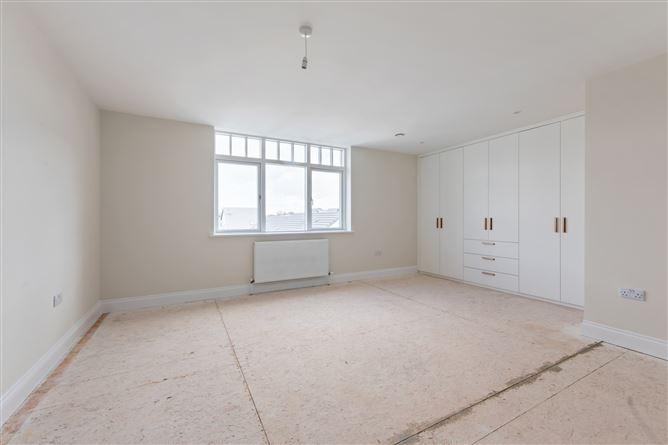 4 Woodward Copse, Glencairn Gate, Leopardstown, Dublin 18