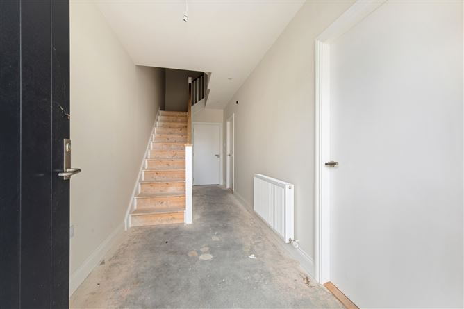 4 Woodward Copse, Glencairn Gate, Leopardstown, Dublin 18