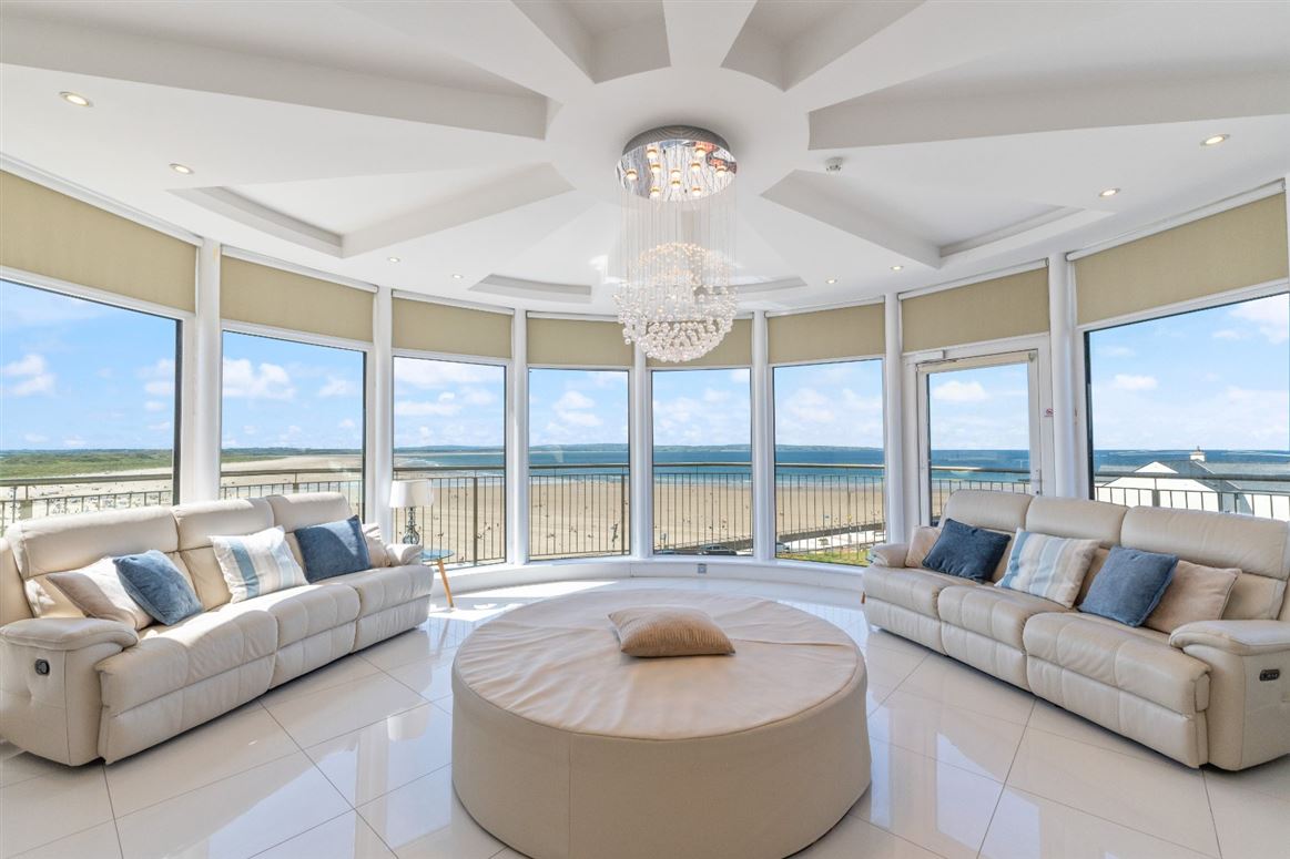 22 The Marine Lighthouse, Cliff Road, Enniscrone, Co. Sligo