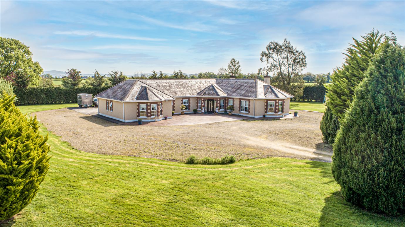 The Old Church Lodge, Ballycurkeen, Carrick-On-Suir, Co. Tipperary