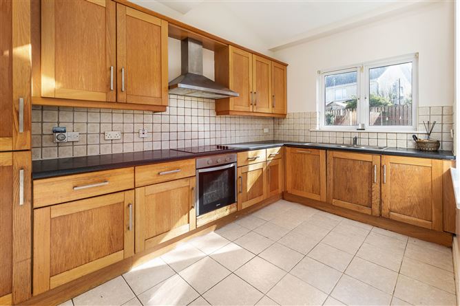 8 Latchford Green, Clonee, Dublin 15