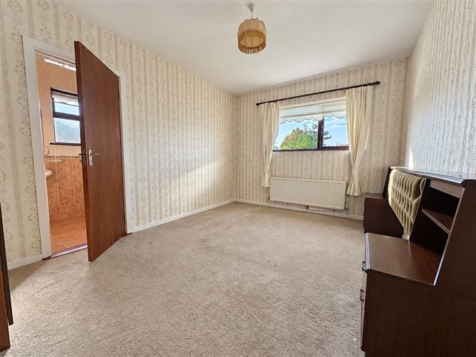 8 Thorndale, Letterkenny, Co. Donegal