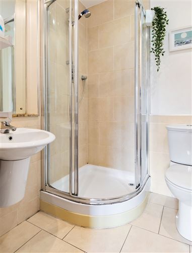 30 The Crescent, Fortfield Square, Terenure, Dublin 6W