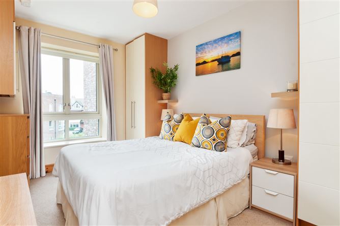 30 The Crescent, Fortfield Square, Terenure, Dublin 6W