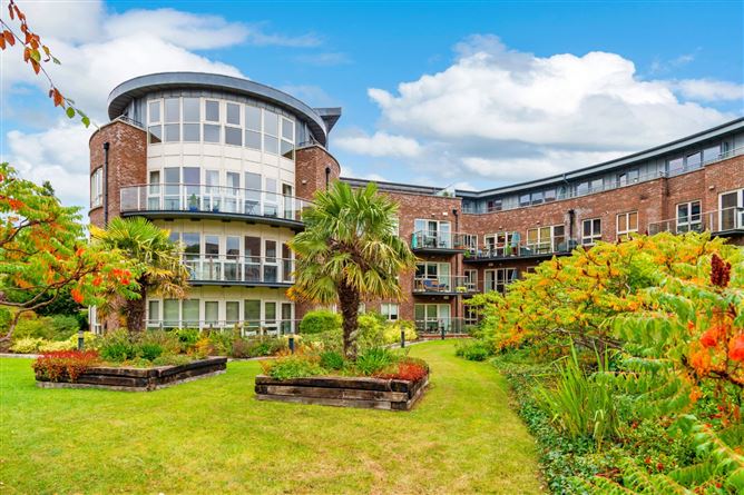 30 The Crescent, Fortfield Square, Terenure, Dublin 6W