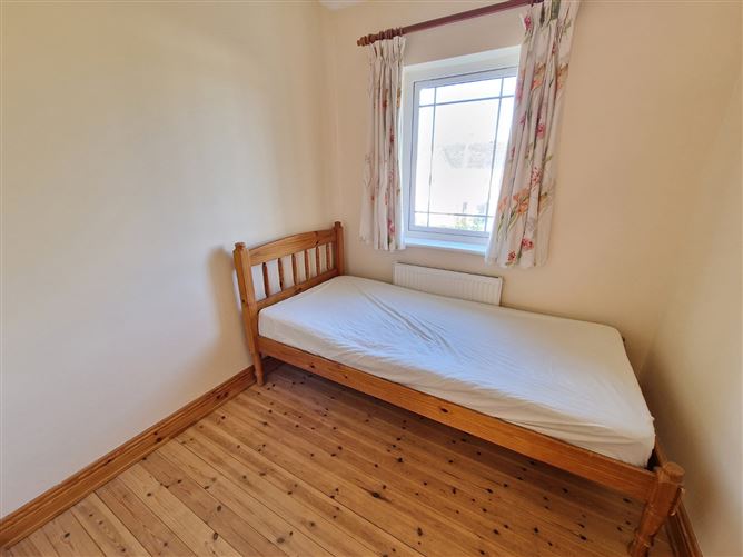 81 Lios Ard, Tulla Road, Ennis, Co. Clare