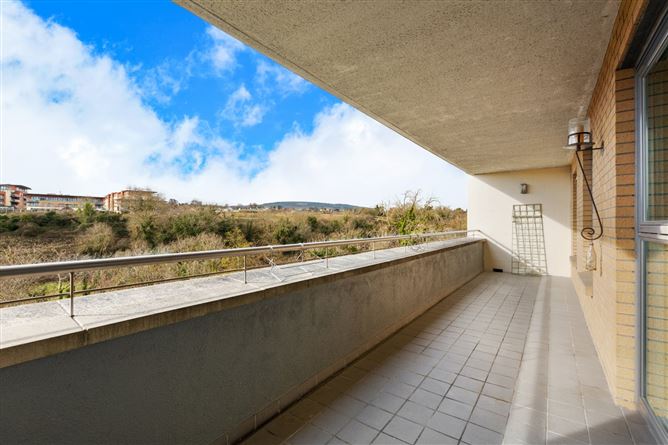 22 The Ramparts, Cabinteely, Dublin 18