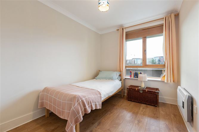 22 The Ramparts, Cabinteely, Dublin 18