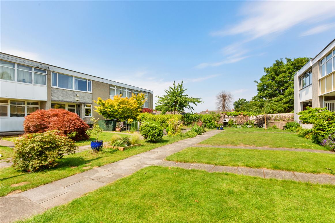 29 The Laurels, Terenure Road West, Terenure, Dublin 6w Sherry FitzGerald Terenure 4712019