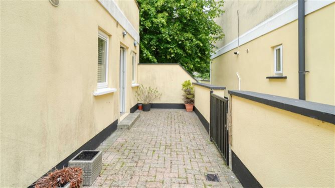 69 Riverside, Portarlington, Co.Offaly