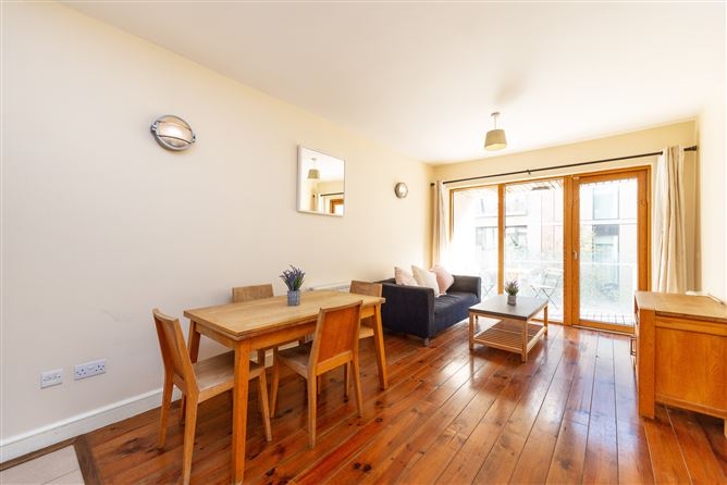 16 Hyde Court, Townsend Street, Dublin 2