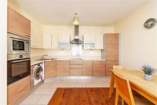 16 Hyde Court, Townsend Street, Dublin 2