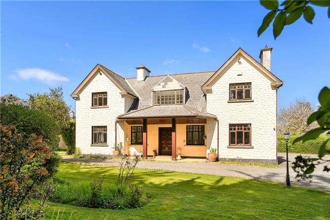 https://photos-a.propertyimages.ie/media/9/1/0/4997019/f530f29f-c1d9-4691-aa5a-fa72a2529e74_l.jpg