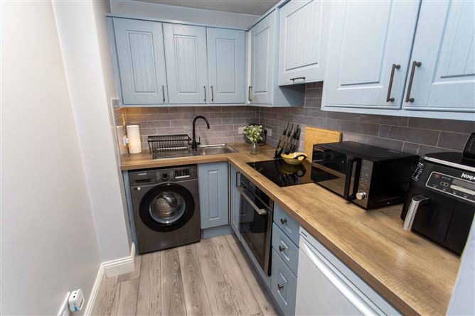14 Clounalour Close, Clounalour, Tralee, Co.Kerry