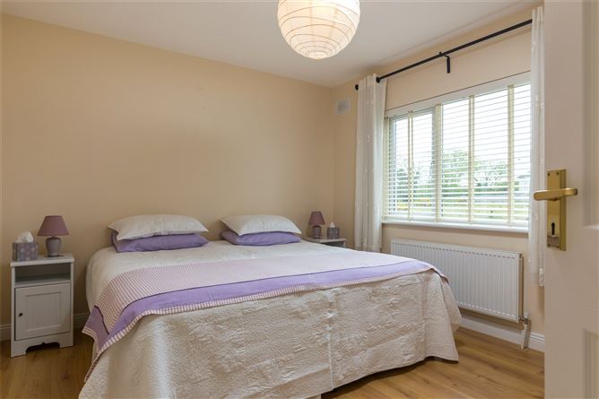 136 Meadow Gate, Gorey, Co. Wexford