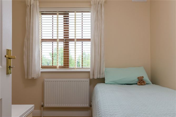 136 Meadow Gate, Gorey, Co. Wexford