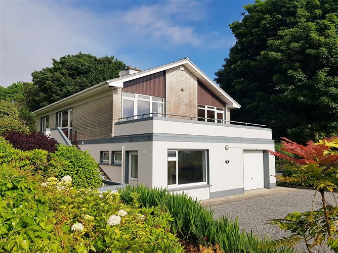Main image for Birchall House, Birchall Bay, Oughterard, Galway