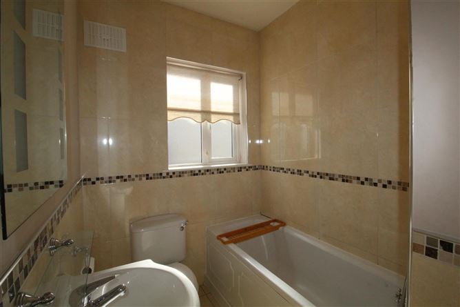 42 Laurel Wood, Kilcullen, Kildare