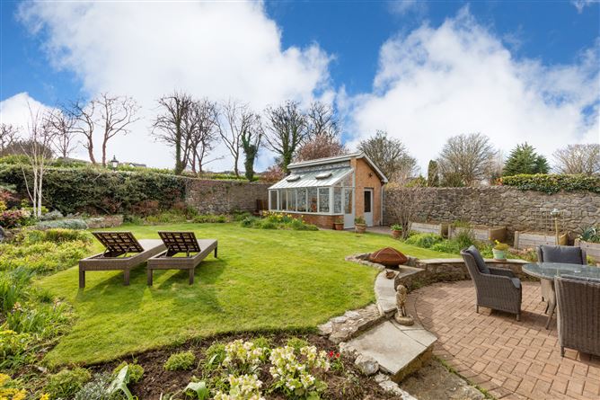 Russett House, 5 The Sycamores, Grove Road, Malahide, Co. Dublin