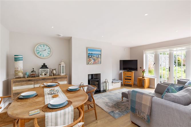 Russett House, 5 The Sycamores, Grove Road, Malahide, Co. Dublin