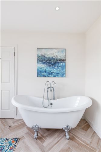Russett House, 5 The Sycamores, Grove Road, Malahide, Co. Dublin