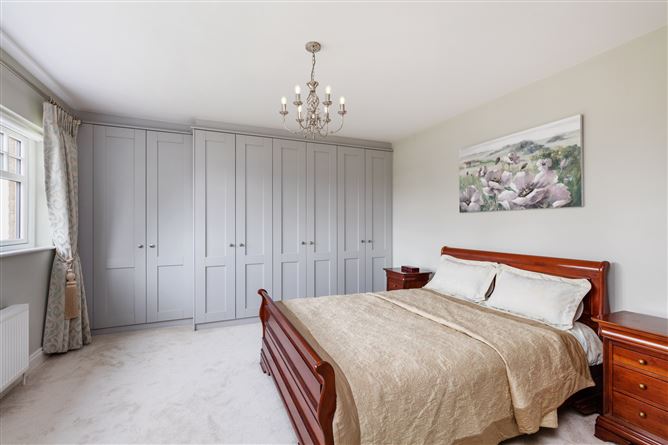 Russett House, 5 The Sycamores, Grove Road, Malahide, Co. Dublin