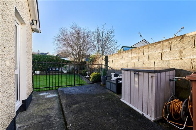 3 Luttrellstown Dale, Castleknock, Dublin 15