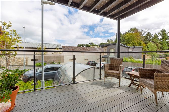 2 Amberley Court, Stillorgan Park Avenue, Blackrock, Co. Dublin