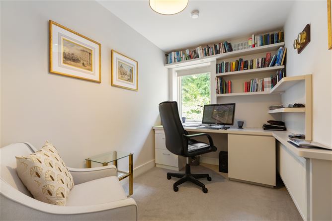 2 Amberley Court, Stillorgan Park Avenue, Blackrock, Co. Dublin