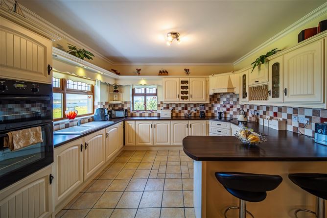 Graughill, Pulathomas, Ballina, Co. Mayo.