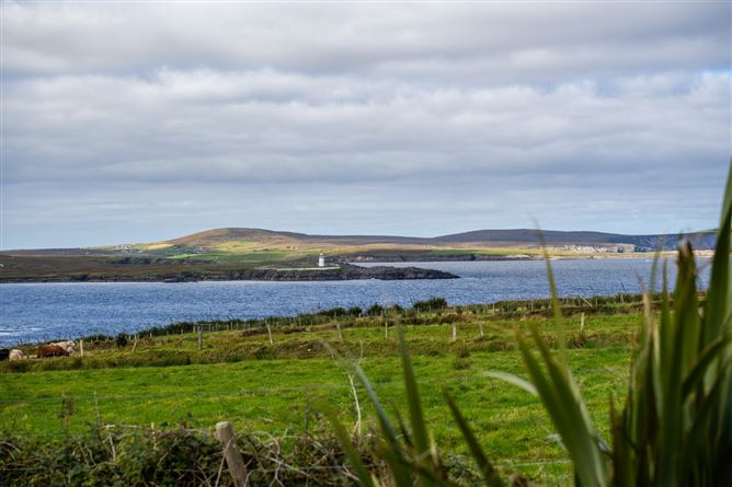 Graughill, Pulathomas, Ballina, Co. Mayo.