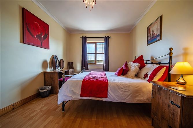 Graughill, Pulathomas, Ballina, Co. Mayo.