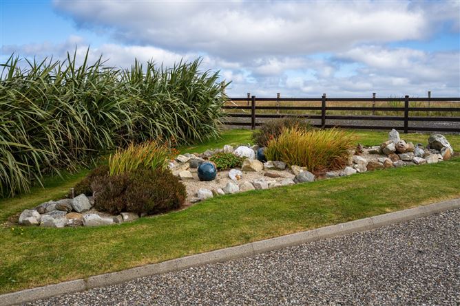 Graughill, Pulathomas, Ballina, Co. Mayo.