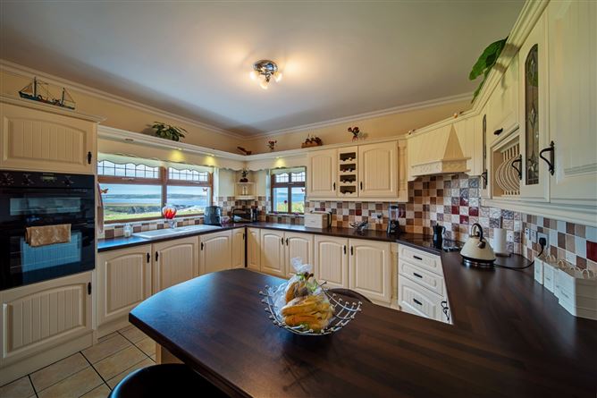 Graughill, Pulathomas, Ballina, Co. Mayo.