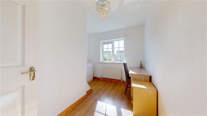 9 Meadow Park, Westport Road, Castlebar, Co. Mayo