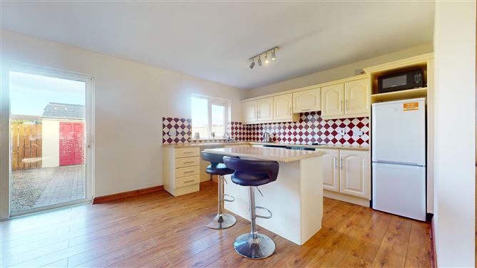 9 Meadow Park, Westport Road, Castlebar, Co. Mayo