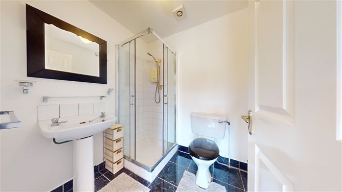 9 Meadow Park, Westport Road, Castlebar, Co. Mayo